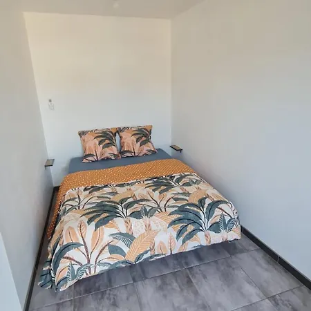 Dom wakacyjny Maison Proche Pia